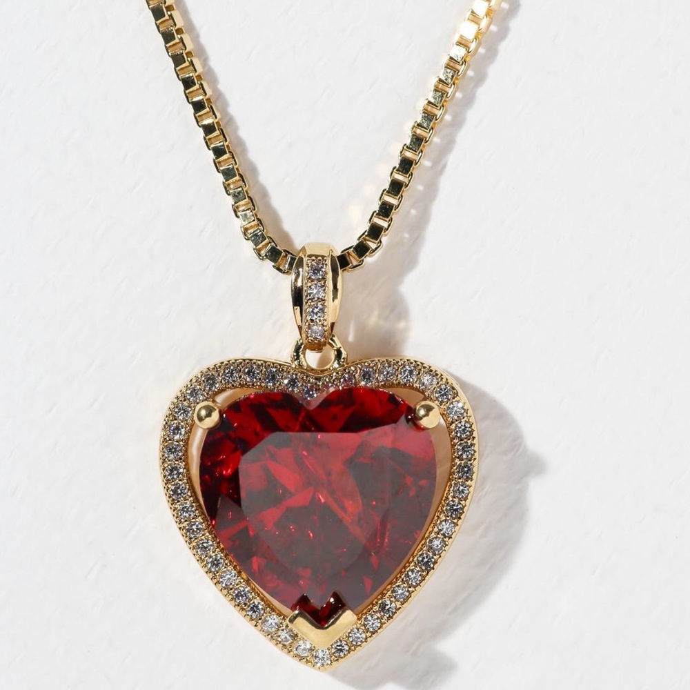 Vanessa Mooney Gold Heart Pendant Necklace with Red Gem